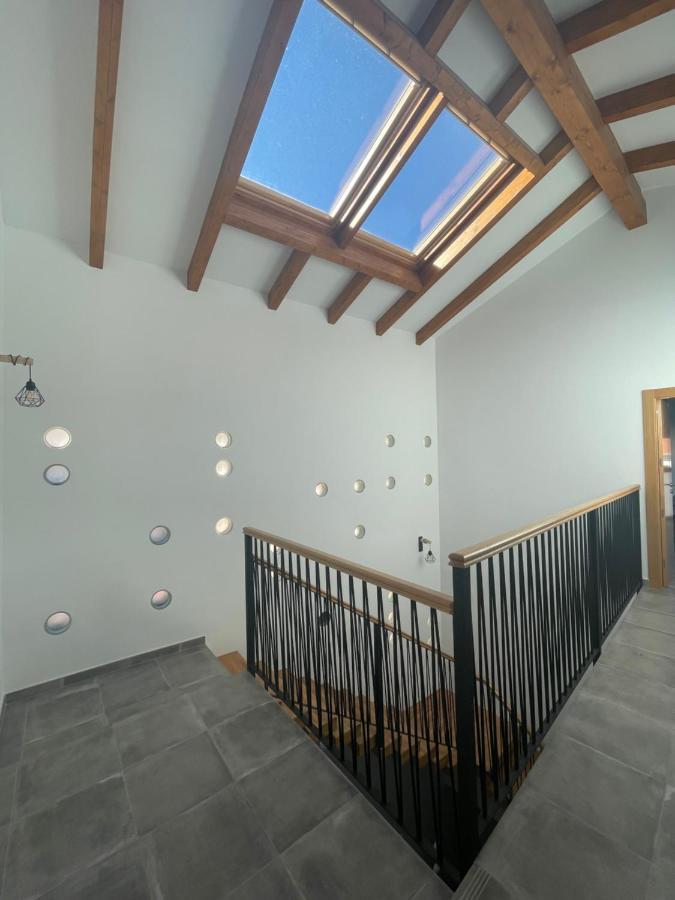El Cobijo De Gredos Villa Navaluenga Exterior photo